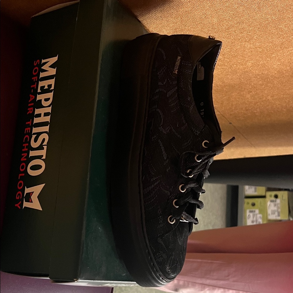 Mephisto Black Textured Sneakers - Picture 3 of 6